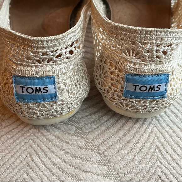 EUC TOMS Natural Crochet Women's Classics Slip Ons Size 10 - Picture 7 of 9